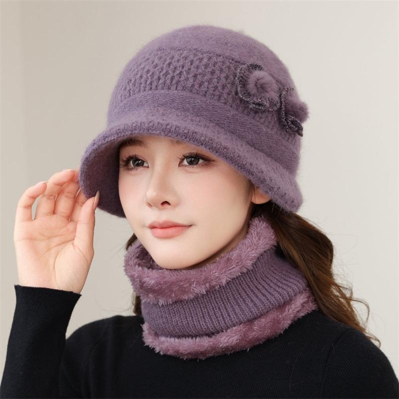 Winter middle-aged and elderly mother hat women's fleece thickened thermal ear protection hat big brim old lady knitted wool hat