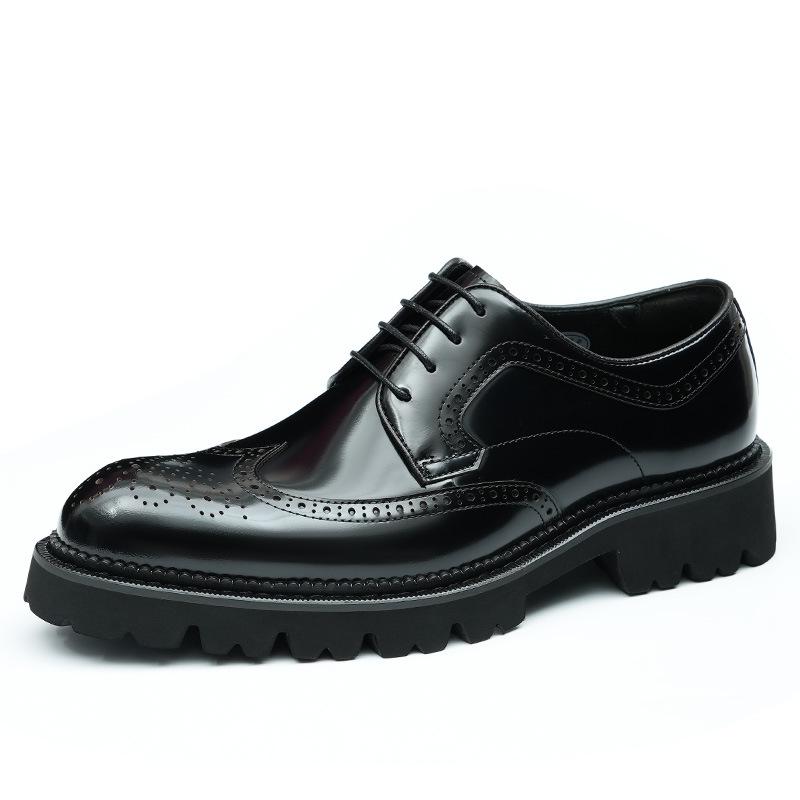 Patent Leather Men's Brogue Shoes with Pointed Toe and Thick Sole