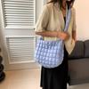 2025 New Tote Bag Fashion Handbag Women's Simple Large Capacity Personalized Armpit Bag Trend Simple