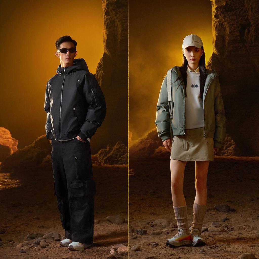 LI-NING Unisex 2025 Winter Flight Hooded Warm Short Cotton Jacket Spiral Smoke Green AJMV397-2