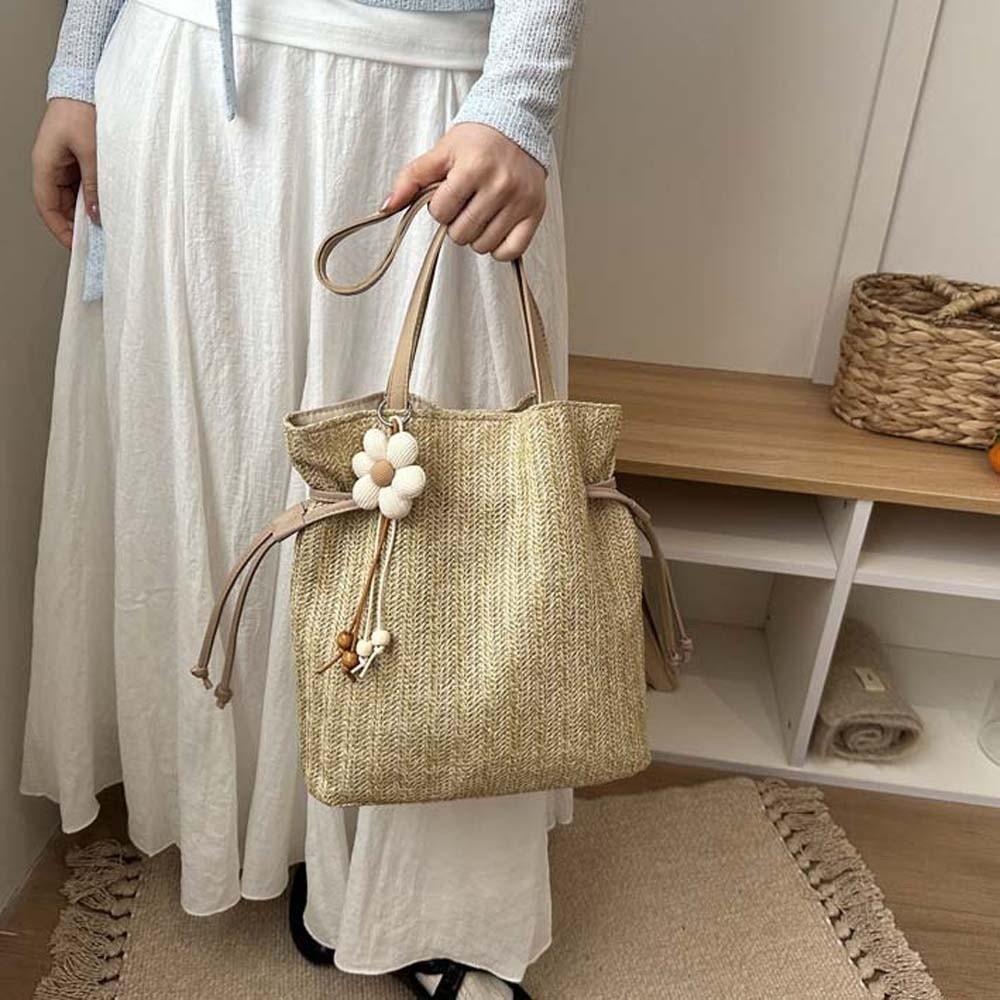 Sweet Straw Woven Tote Bag Large Capacity Magnetic Buckle Commuting Shoulder Bag Lightweight Solid Color