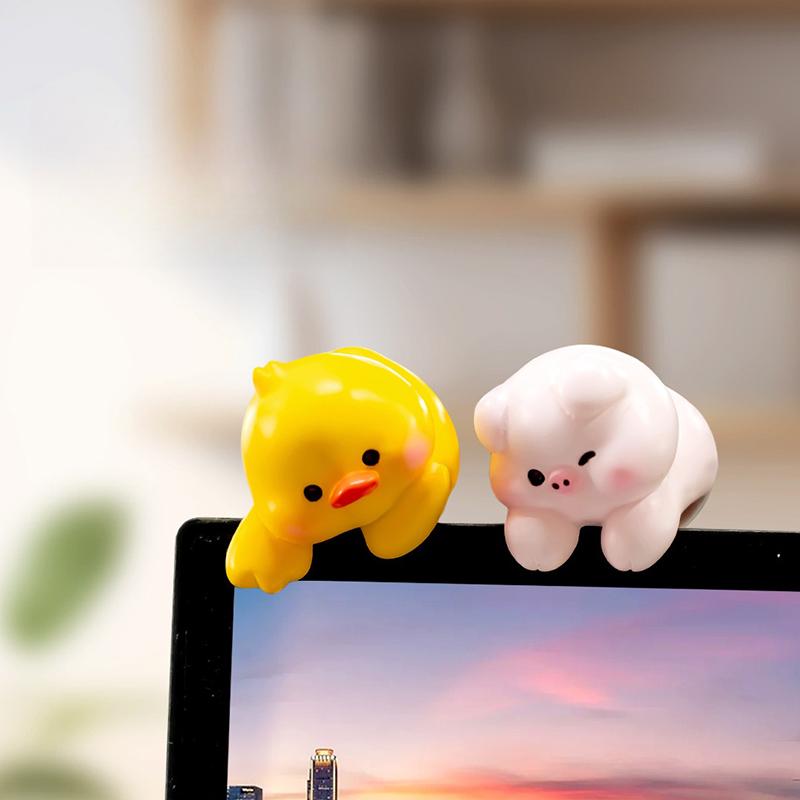 2Pcs Cute Cartoon Mini Small Animals Car Dashboard Accessories Funny Car Interior Ornaments Car Display Screen Decorations Gifts