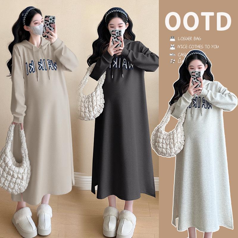 

Korean Style Maternity Hoodie Dress: Autumn/Winter Velvety Loose Fit for Expecting Moms Medium