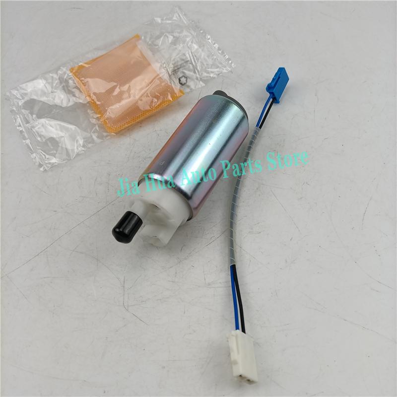 15200-93J01 15200-98J00 Fuel Pump For Suzuki Outboard Motor DF70 DF80 DF90 DF100 DF115 DF140 2001 - 2014 1520090J00 1520090J10