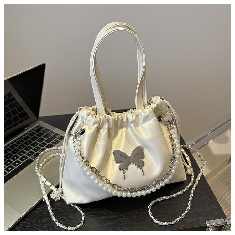

Silver butterfly backpack 2025 new trendy fashion backpack versatile handbag Korean pearl chain women s bag