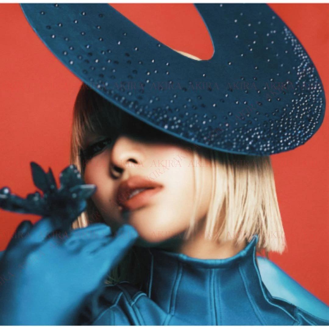 

ПОПЕРЕДНЄ ЗАМОВЛЕННЯ XG 1-й ПОВНИЙ АЛЬБОМ THE CORE KAKU УСІ версії. ОФІЦІЙНИЙ ЗАПАКОВАНИЙ CD MAYA ver.