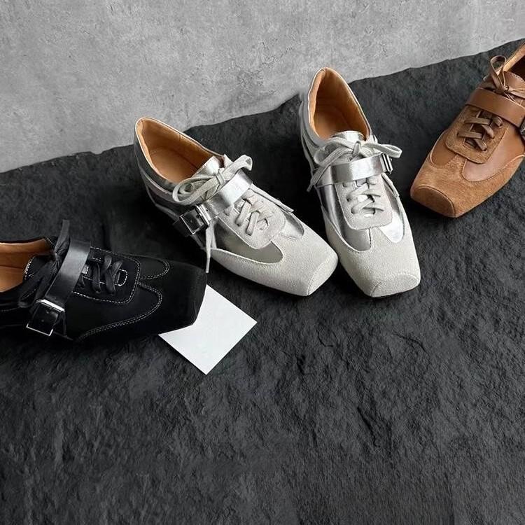 British Leather Women's Shoes Inner Height Increase 3cm Retro Square Head Belt Buckle Single Shoes Designer