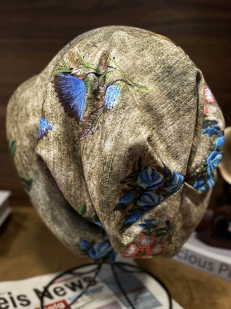 Autumn Winter Floral Print Fashion Knitted Beanie Hat Woman Ethnic Style Fashion Elegant Skull Cap Soft Elastic