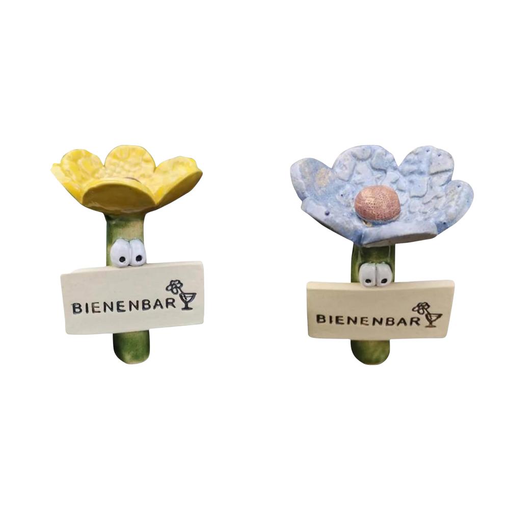Insect Drinker Resin Simulated Flower Shaped Insect Drinking Tool Bee Drinkers Butterfly Drinking Cups for Wild Bees and Insects