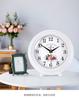 2025 new wooden American-style silent home desktop table clock, pastoral, personalized and creative table clock