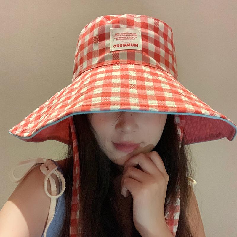 Front and back two, wearing plaid fisherman hats, children's large brim lace-up, face-showing small sun hat, color-edged versatile sunscreen basin hat