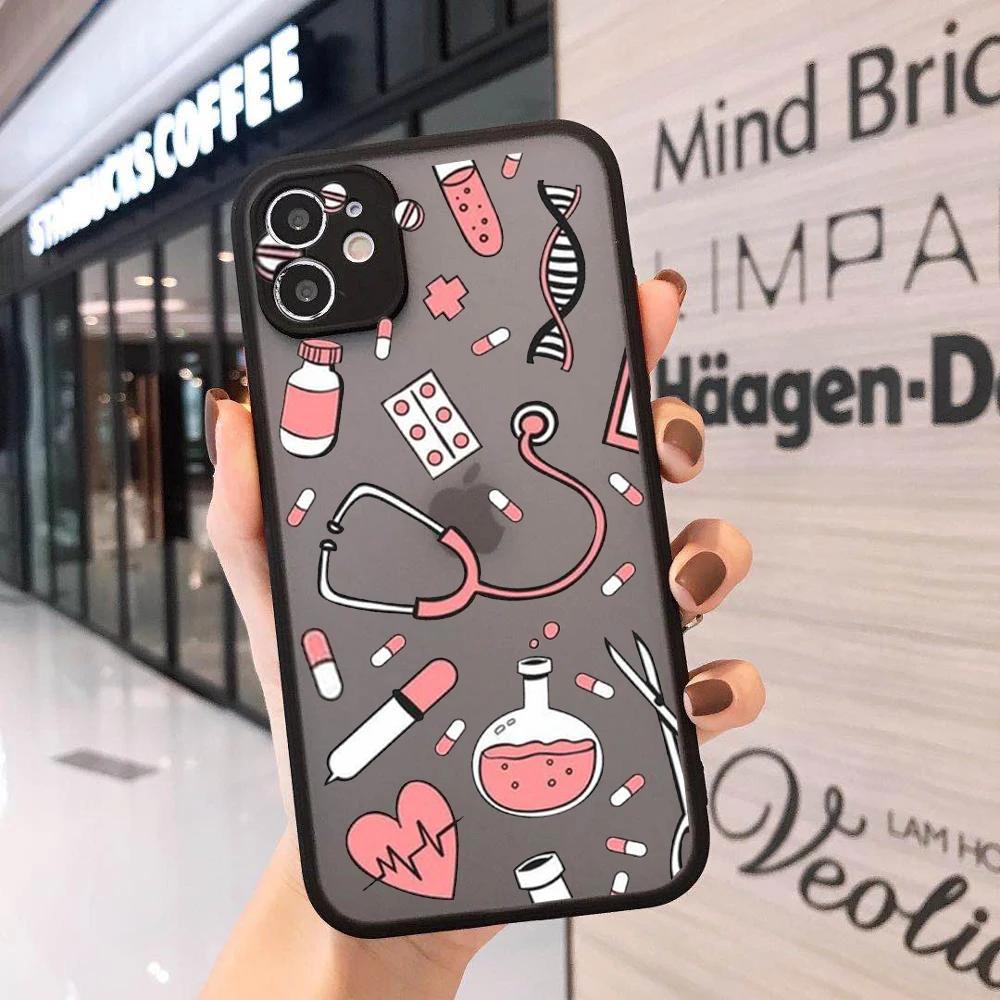 Cartoon Medicine Doctor Nurse Phone Case for IPhone 13 11 14 15 Pro 12 Mini XS MAX XR SE2 7 8 Plus Shockproof Cover Clear Fundas