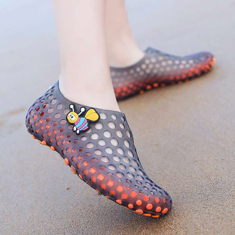 Parent-child children's beach shoes men's and women's summer non-slip soft-soled wading shoes small medium and older children's sandals bird's nest