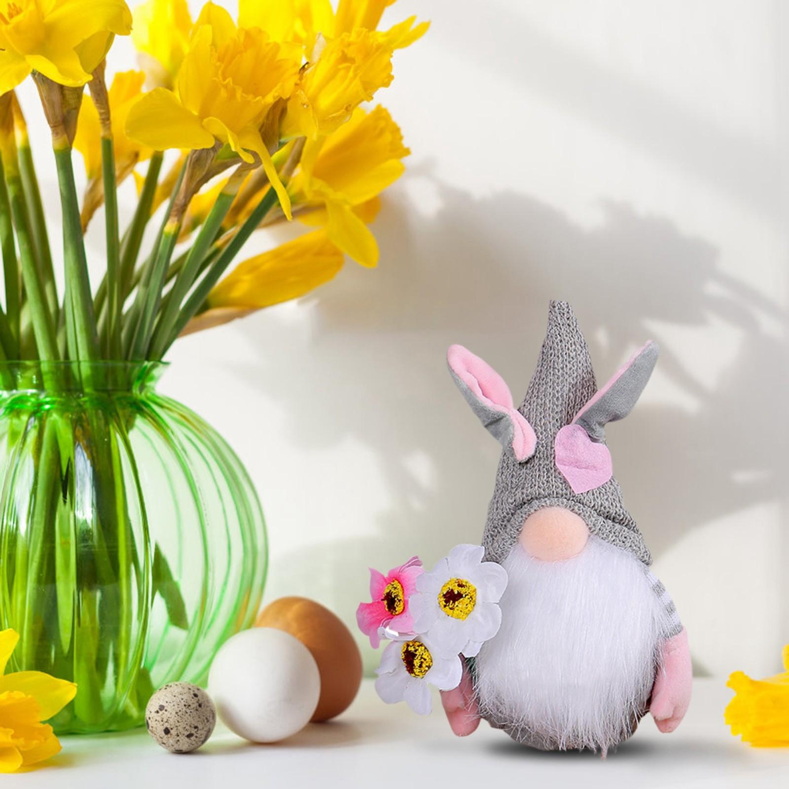 

Великодній Декор Подарунок З Квіткою в Руці Безликий Лялькою One Size