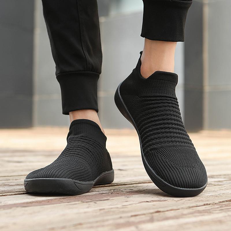 Men's Wide-head Casual Shoes Slip On Flying Woven Sneakers