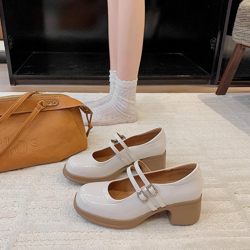 

Туфли Мэри Джейн женские туфли на высоком каблуке 2025 новые ретро британский стиль туфли jk черные французский толстый каблук маленькие кожаные туфли 35 бежевый