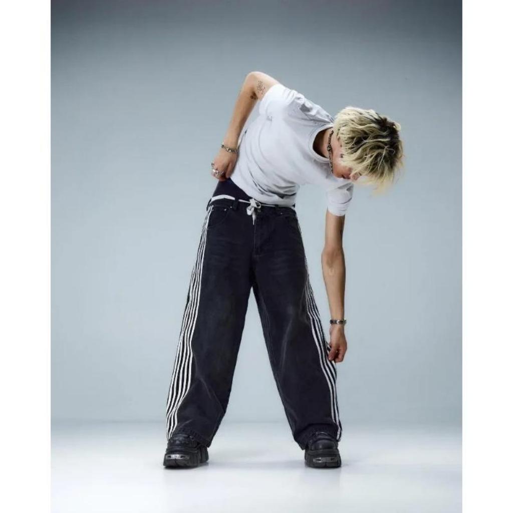 Jeans Baggy RogueWave Y2K di Alta Qualità Ricamati a Righe Harajuku Pantaloni da Allenamento Uomo Donna Hip Hop Streetwear Casual Gamba Larga Denim