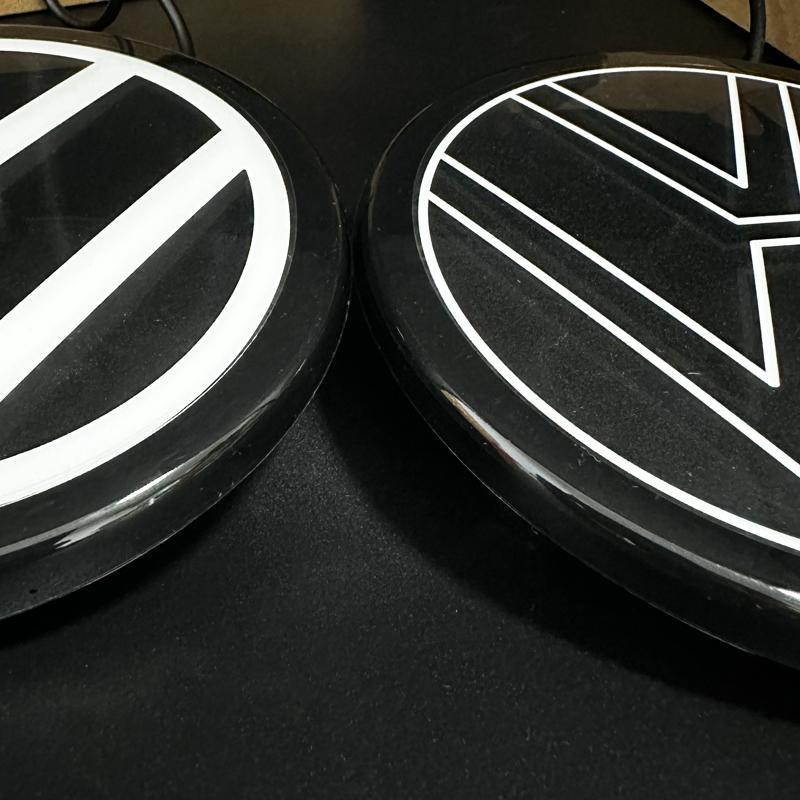 ZCKOT1 For VW Volkswagen Jetta MK5 Golf Light up Front Grill Emblem 137mm with ACC/radar For VW Golf7.5/polo/Passat/T-Roc/T-Cross/Arten