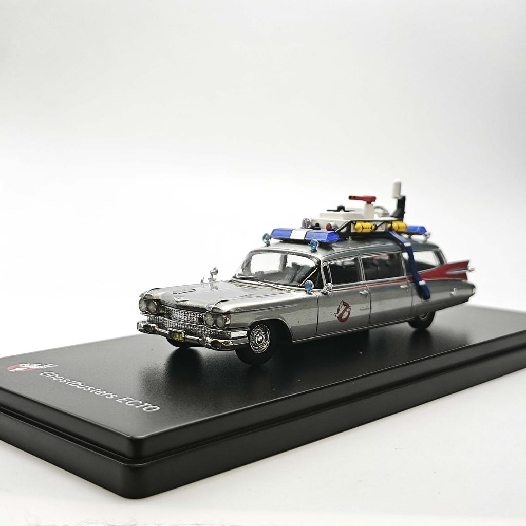 YS 1/64 Brave Victory Lacquer Dare-to-Die Squad Ghost-Catching Car 1st Generation Alloy Car Model