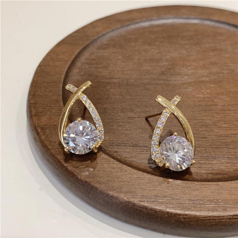 Classic Cross Zircon Diamond Stud Earrings Fashionable and Exquisite Light Luxury Earrings High-end Lady Style Earrings