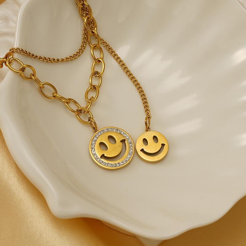 Hip Hop Smiley Face Necklace Female, Multi-Layer Personalized Collarbone Chain Simple Sweater Chain Tide