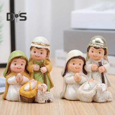 Kerststal Ornament Hars Gezegende Heilige Familie Figuur Sculptuur Cartoon Kerst Bureau Decoratie voor Thuis Woonkamer Slaapkamer
