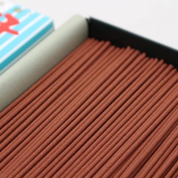 Kobunki Large Rosewood Incense with a Sandalwood Scent and a Medium Smoke Producer. Ideal for Home Use.