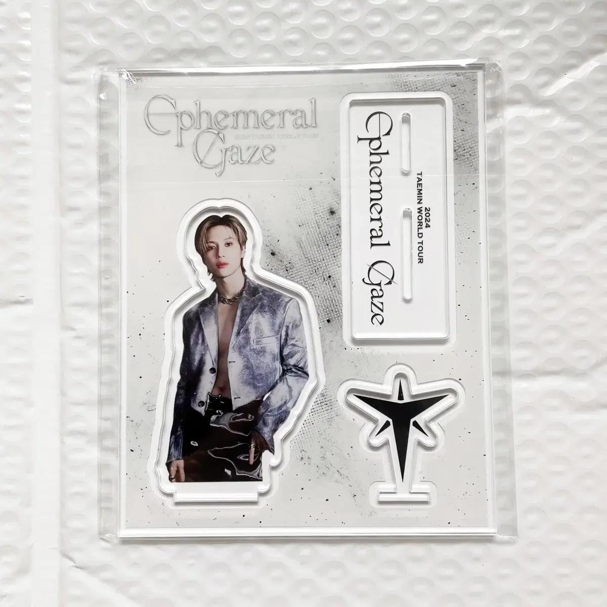 

Подставка из акрила Taemin Ephemeral Gaze Japan Md