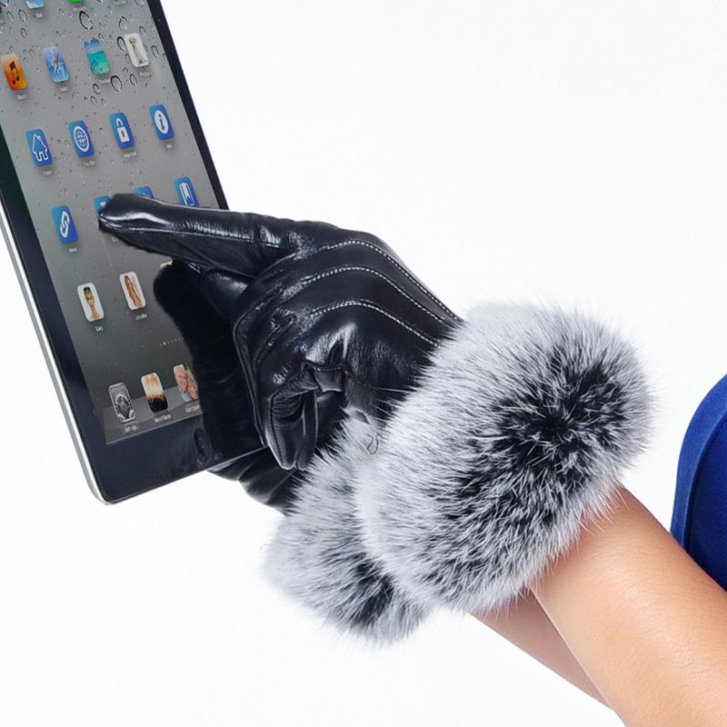 Women's Lambskin Gloves, Thickened Rabbit Fur with Velvet for Winter Touchscreen Driving.