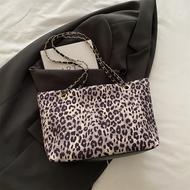 Popular Leopard Print Tote Messenger Bag Women's 2025 Fashion New Large-capacity Versatile Shoulder Underarm Commuter Bag