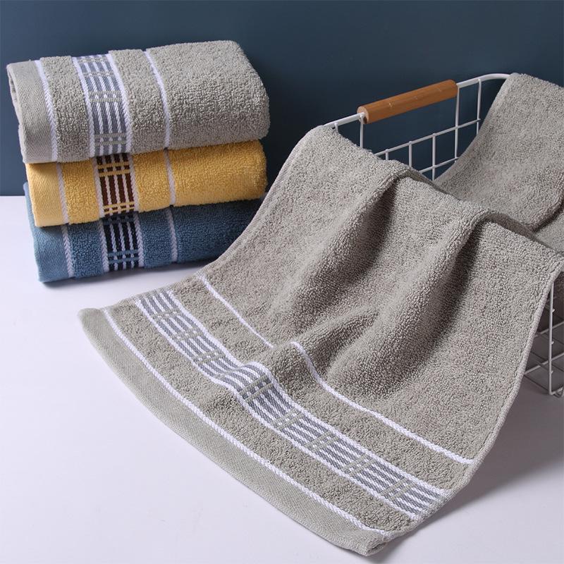 Plaid Cotton-Polyester Hand Towel - Soft, Absorbent, Ideal for Home & Hotel Use