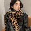 Niche Design Sweet and Cool Retro Leopard Print Tassel Scarf for Women New Millennium Hot Girl Style Autumn and Winter Thickened Shawl