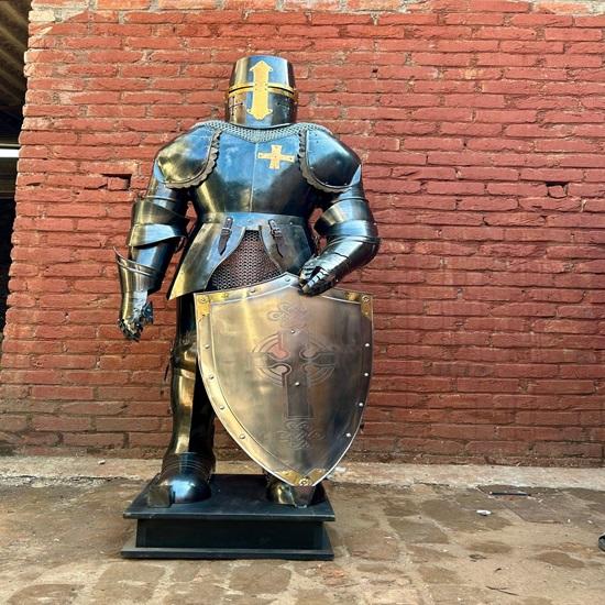 182.88 cm Ortaçağ Tapınak Şövalyesi Zırh Takımı Eldivenler Cadılar Bayramı Cosplay Aksesuarları Cadılar Bayramı Rol Yapma Kostümü Canlandırma Zırh Çelik