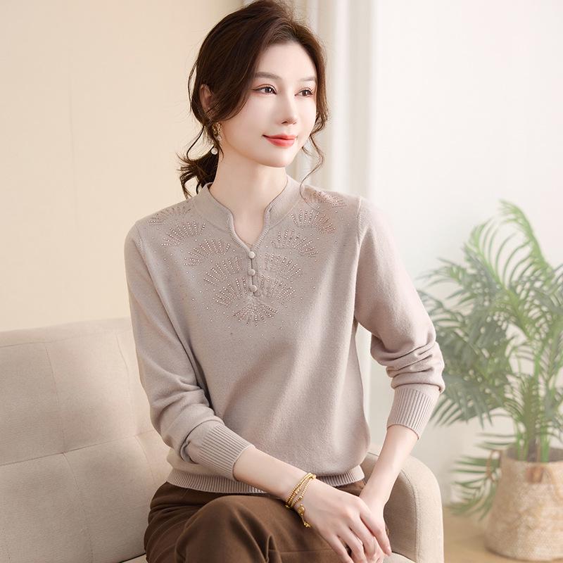 2026 Year of the Tiger Red Sweater: Stylish Base Layer for Middle-Aged & Elderly Women's Wear