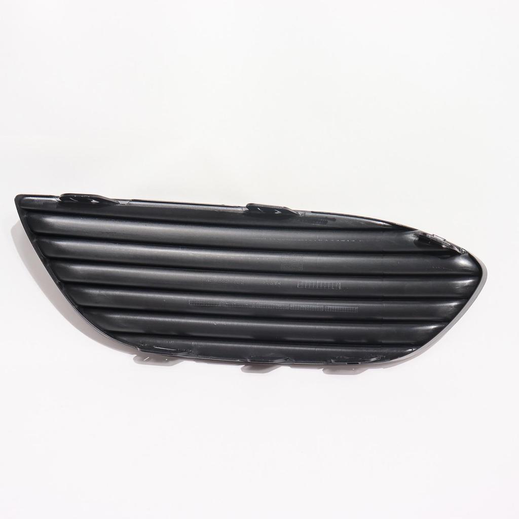 Mercedes-Benz C-Class Fog Light Grille Frame A2058851523 - Left/Right Front Bumper Trim Panel