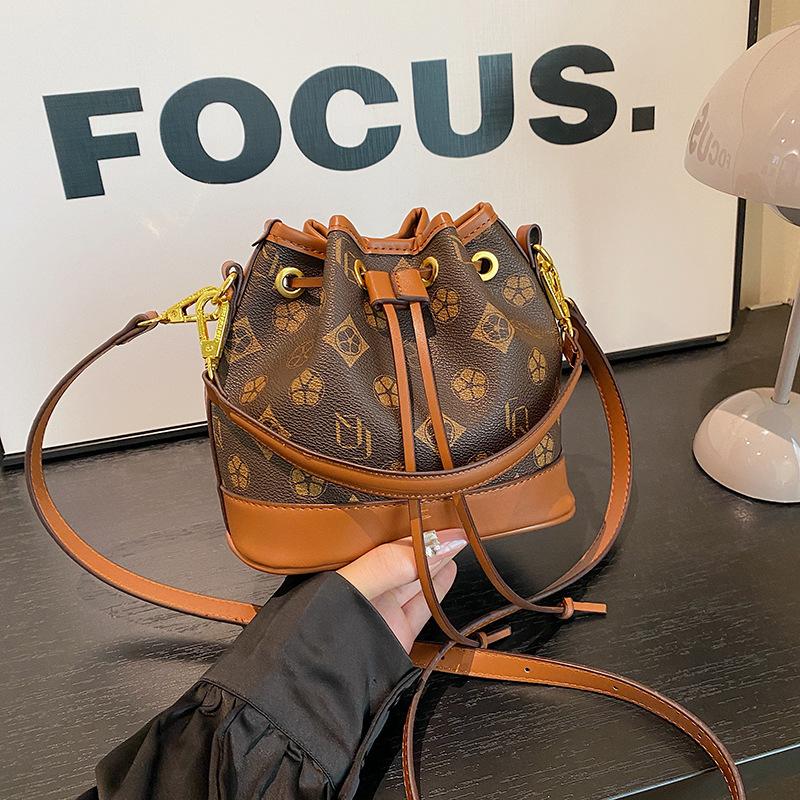 Legendary Kangaroo New Trendy Lucky Bag Bucket Bag Boston Bag Fashion Versatile Shoulder Bag Oblique Span Bag Women