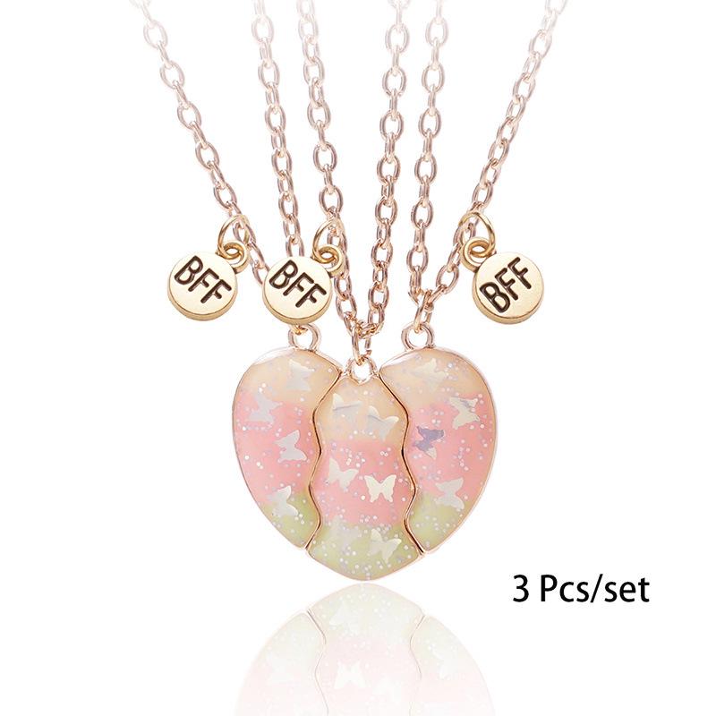 Dziecięcy naszyjnik z sercem magnetycznym z emalią motylkową