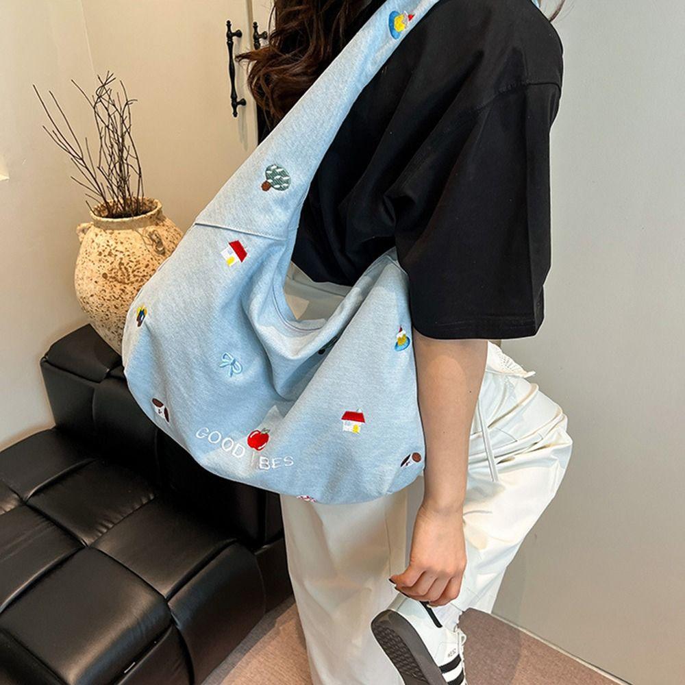 Sweet Women's Denim Shoulder Bag Large Capacity Messenger Bag Cute Embroidered Tote Bag Outdoor