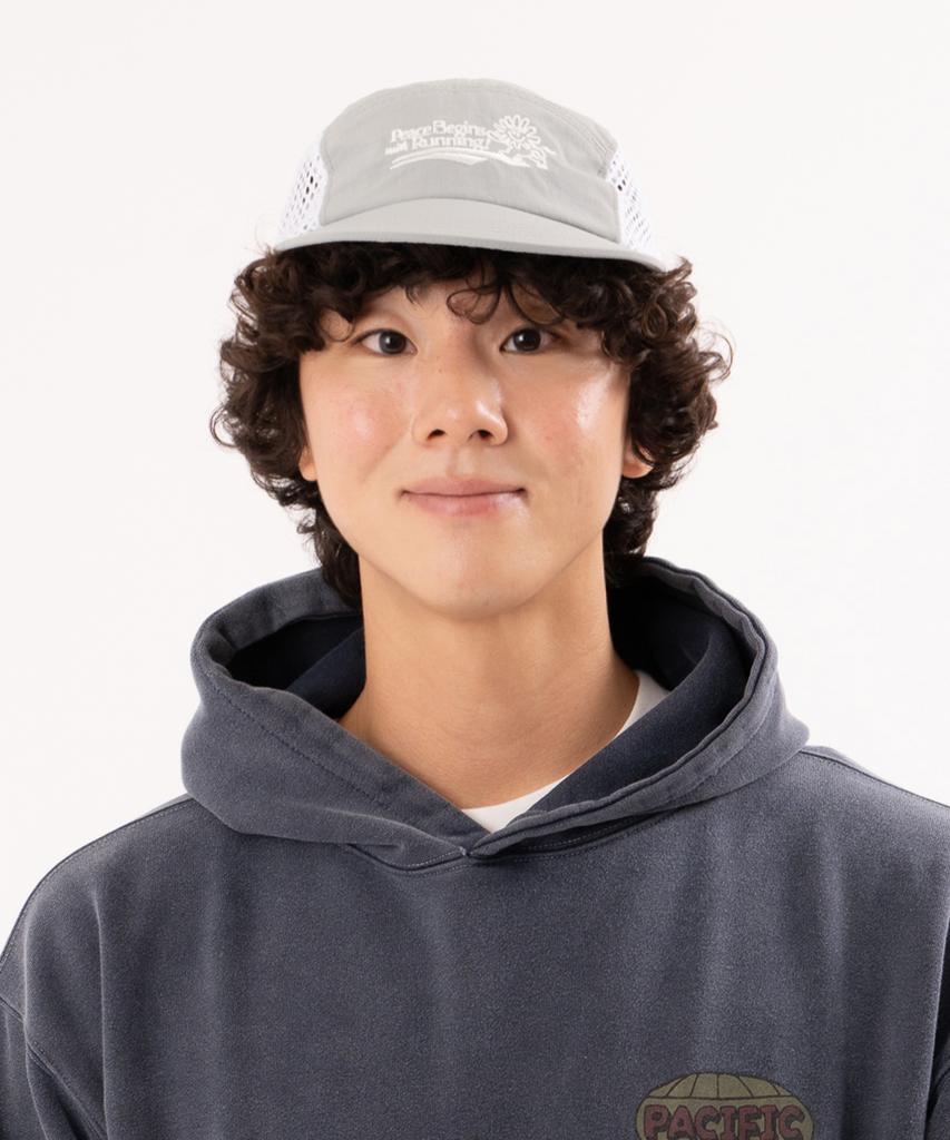 BIGWAVE COLLECTIVE Peace Runner'S Cap (Grey)