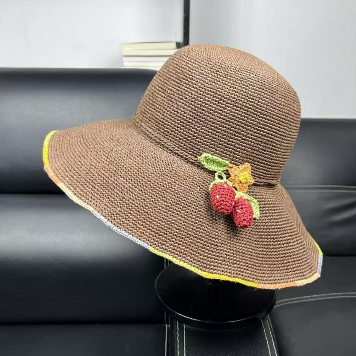 

2026 Love Strawberry First Handmade Crochet Big Eaves Straw Hat Women s Summer Travel Sunscreen Sweet Sun Hat Foldable M（55-57cm） коричневый