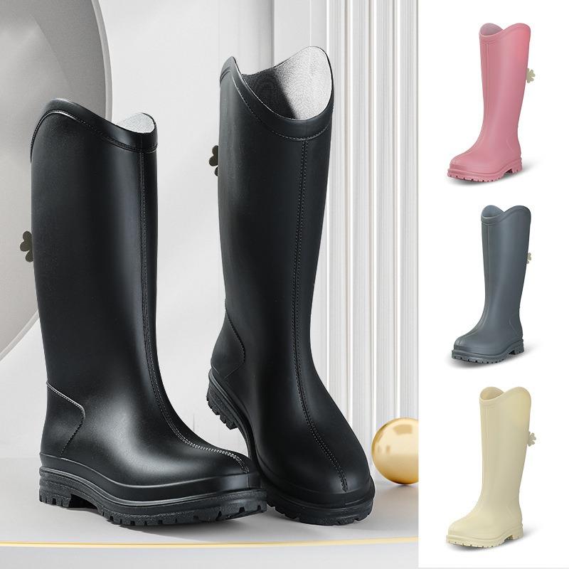 Fashion rain shoes four-leaf clover British women's high rain boots thickened non-slip integrated women's water shoes travel wading rubber shoes