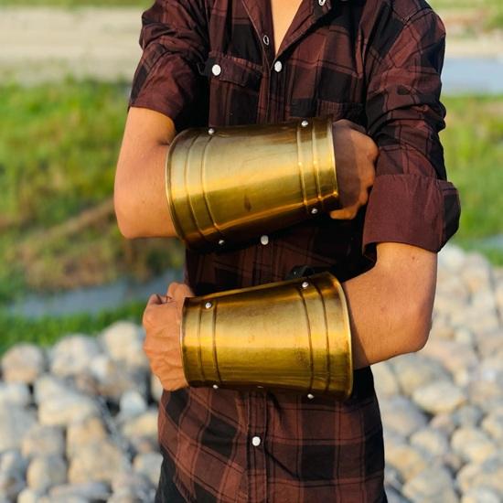 Golden Elbow Set Medieval Hand Protector Knight Eblow Set Cosplay Arm Set 18g Mild Steel Best Gift