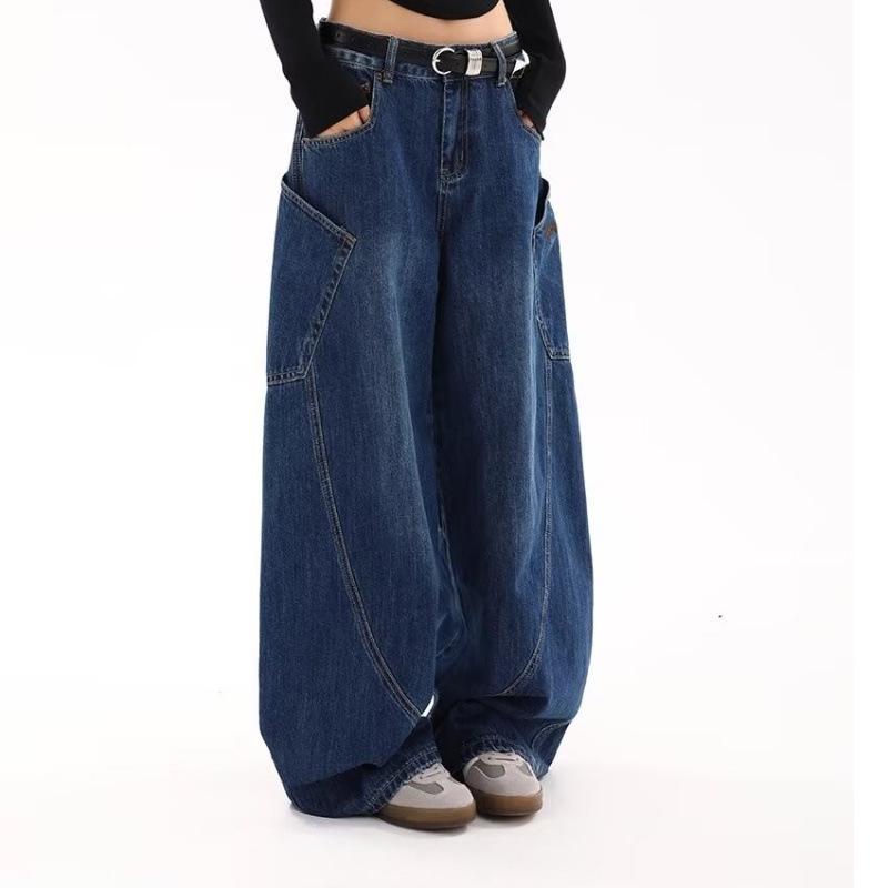 Women's American Retro Wide-Leg Scimitar Jeans - High Street Loose Fit with Big Pockets, Perfect for Spring and Autumn.