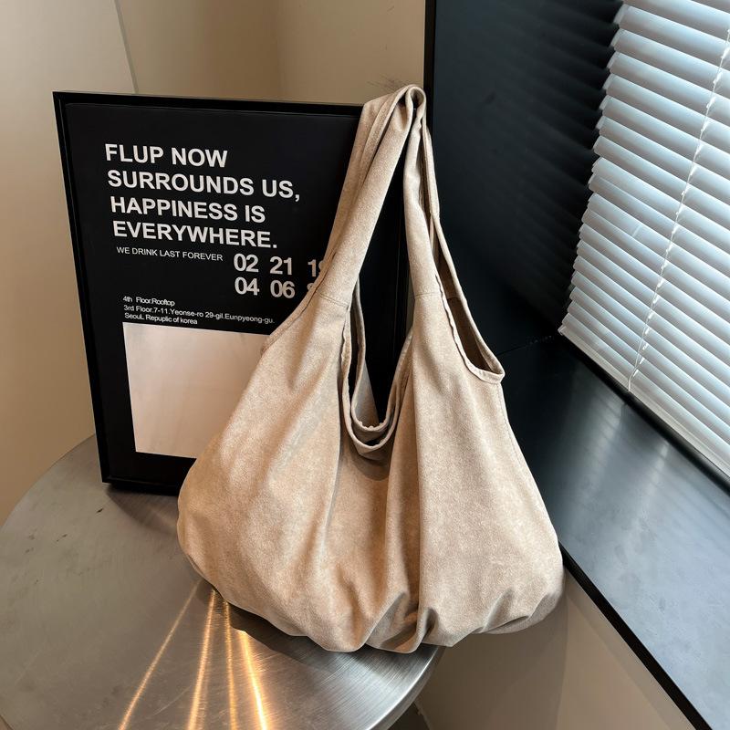 Korean large-capacity lazy wind tote bag women's niche design commuting leisure relaxation shoulder armpit bag