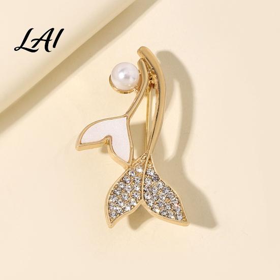 Anti-tarnish Brooch Pearl Fishtail Pin Strong Buckle Design Sturdy Alloy Electroplated Fashion Accessory Finish Brooch Marine Style for Coats