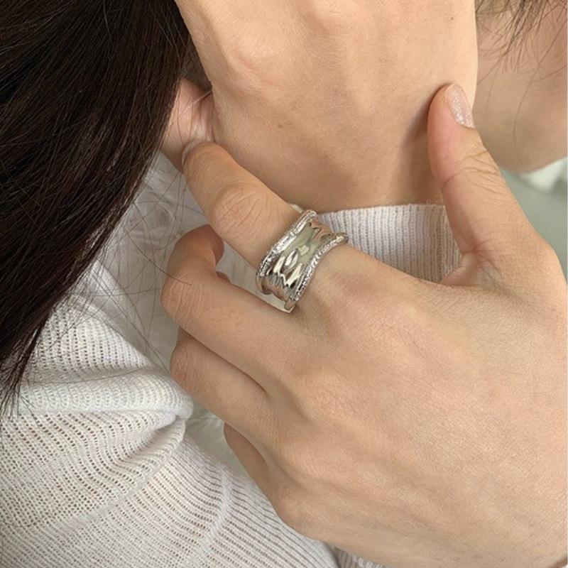 Korean Minimalist Geometric Striped Adjustable Finger Ring for Women - Shiny Slim Design Adjustable Open