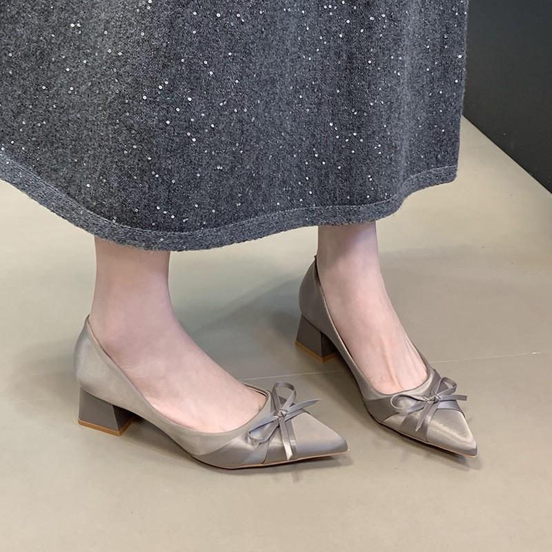 Temperament Satin Pointed Single Shoes Women's Versatile Sweet Bow Light Mouth Commuter Shoes