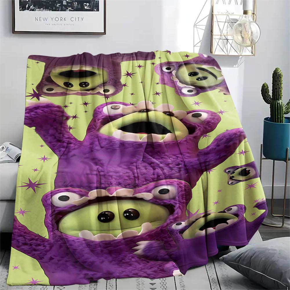 Cute cartoon characters Print Flannel Blanket,High quality Comfortable for All Seasons,Home Decor,Warmth and Comfort,Perfect for Christmas Gifts