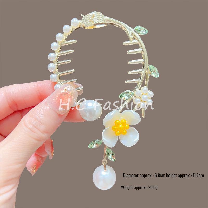 Elegant Lily of the Valley Tassel Hairpin: Timeless Updo Clip for a Refined Look