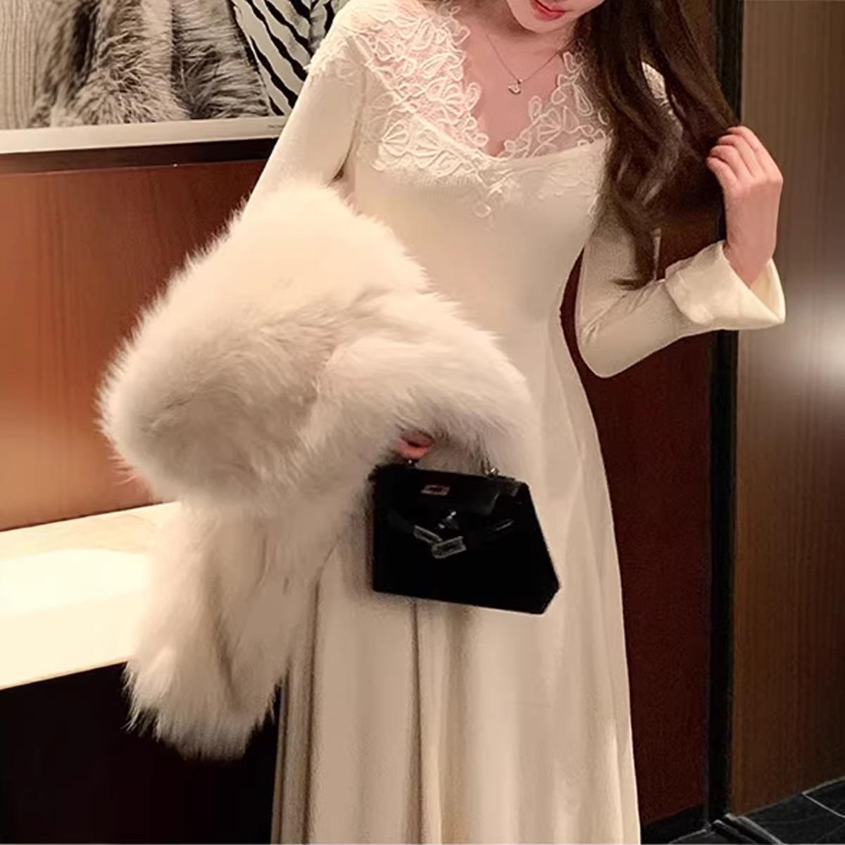 Elegant White Lace Knit Dress - Slim-Fit, Perfect for Autumn & Winter Large